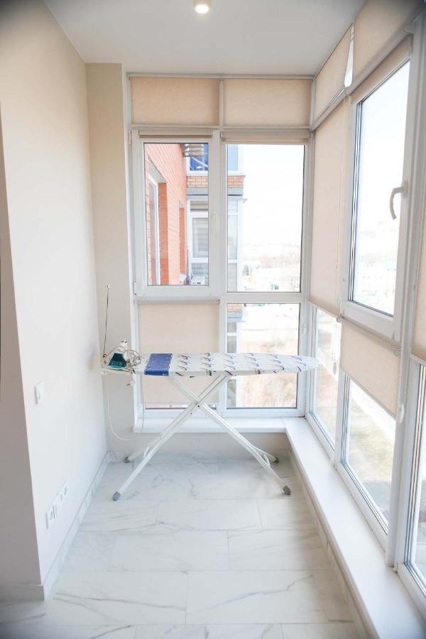 Просторная Однокомнатная Жк Счастливый Appartement Dnjepropetovsk Buitenkant foto
