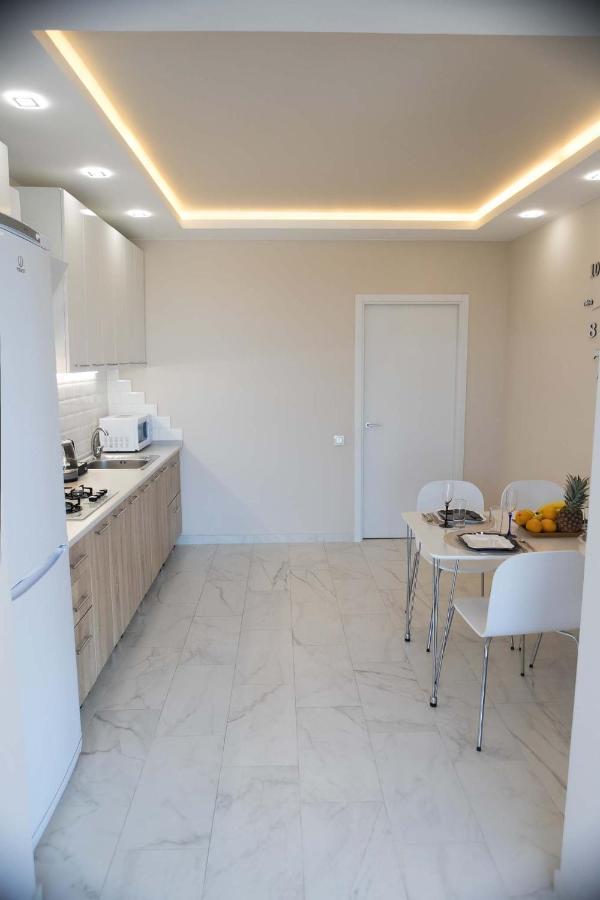 Просторная Однокомнатная Жк Счастливый Appartement Dnjepropetovsk Buitenkant foto